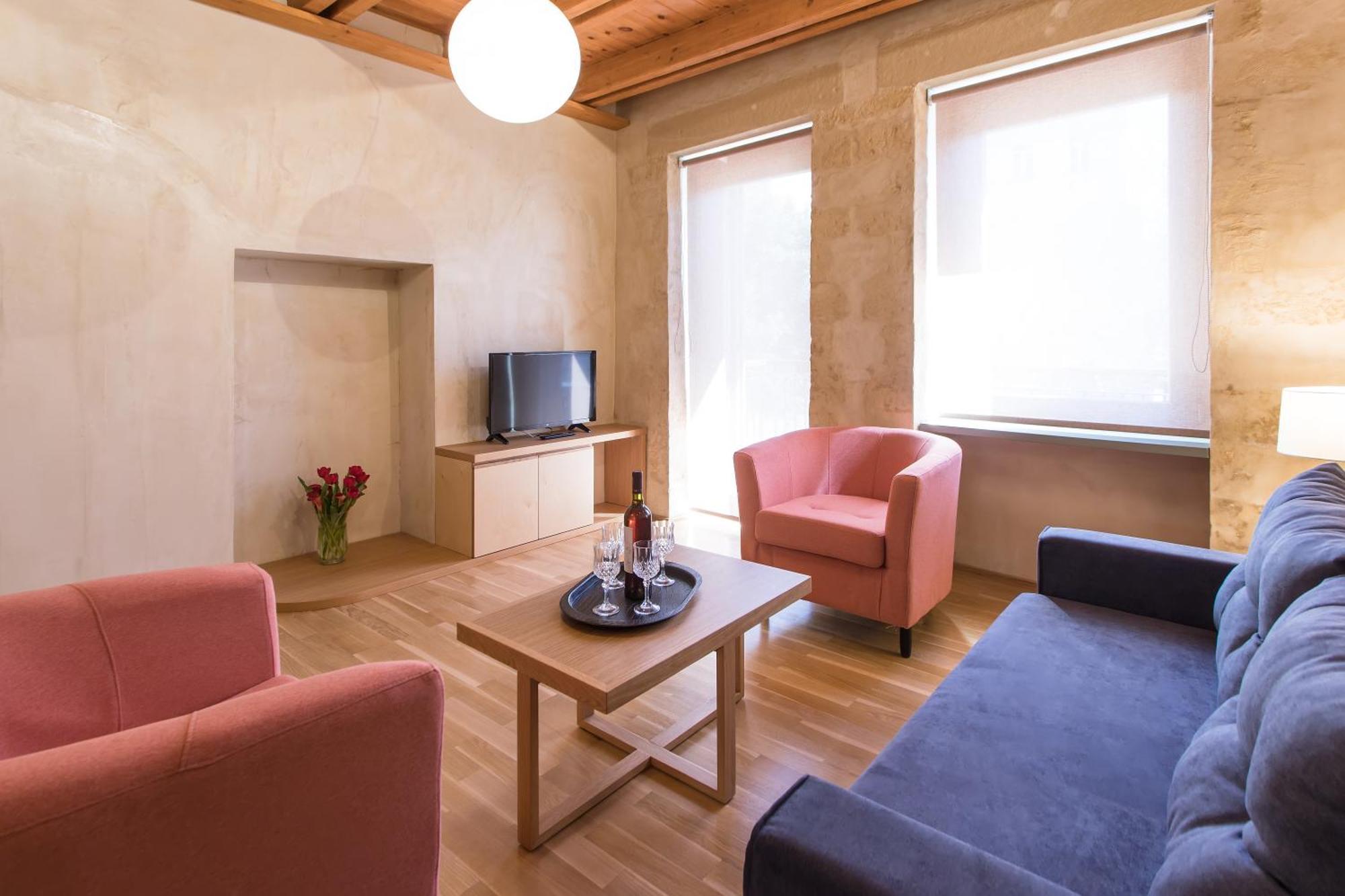 Polixeny'S Suites Hanya Dış mekan fotoğraf